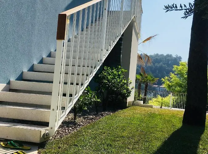 Sunrise Fiesa 公寓 *